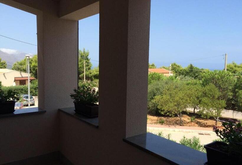 غرفة أساسية, Addisa Locazione Breve