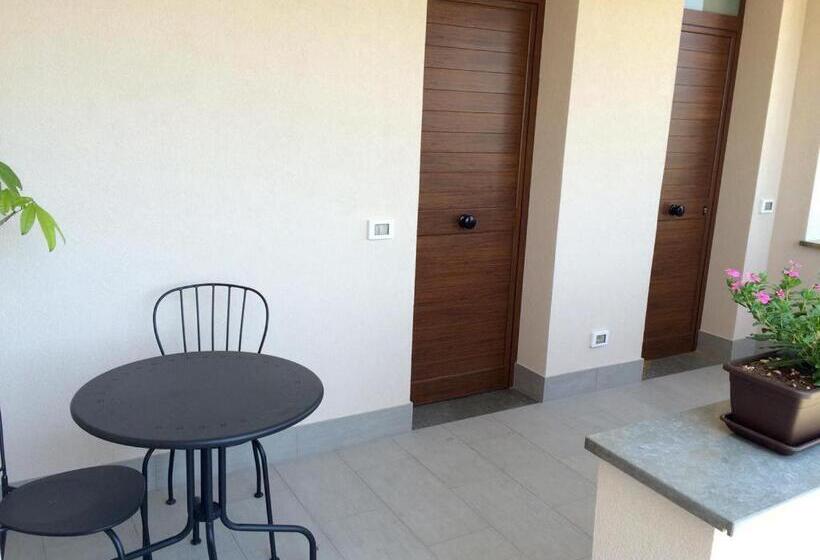 غرفة أساسية, Addisa Locazione Breve