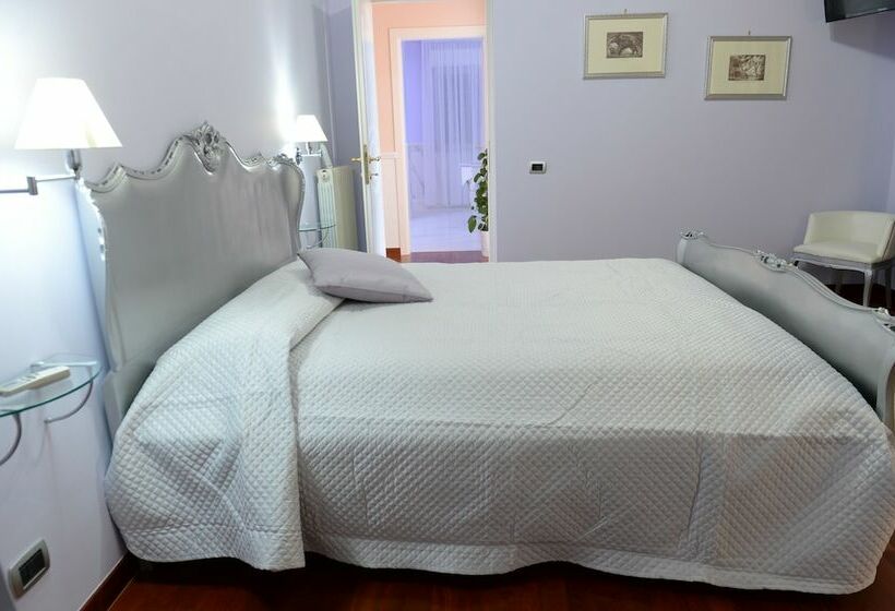 디럭스 스위트, Il Giardino Delle Jacaranda