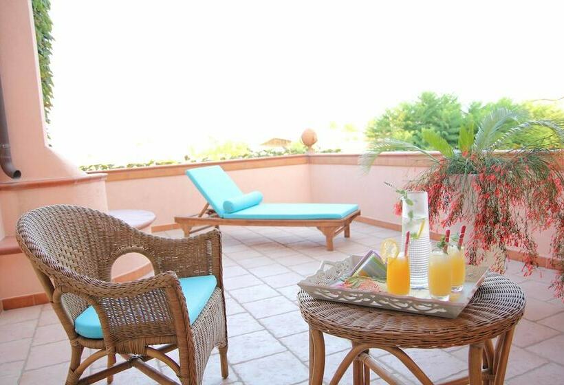 디럭스 스위트, Il Giardino Delle Jacaranda