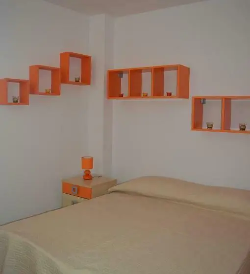 Standard-huone, Kristal