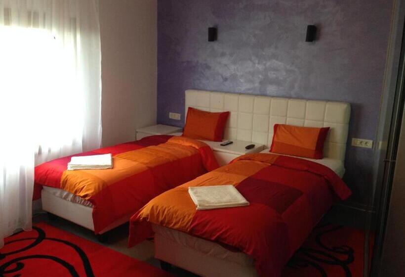 标准间, Rodizio Hill Resort