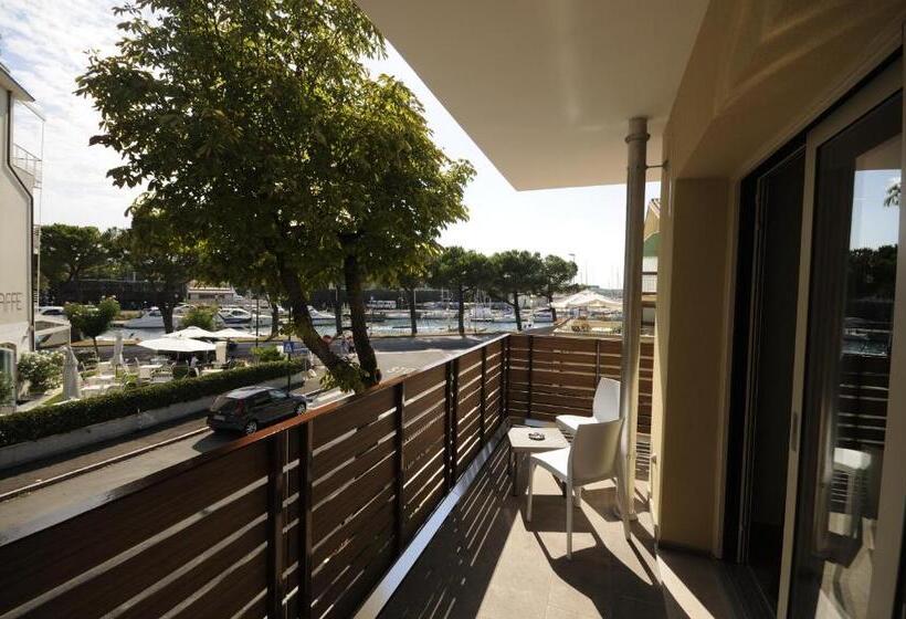 バルコニー付きスタンダードルーム, Locanda Dogana