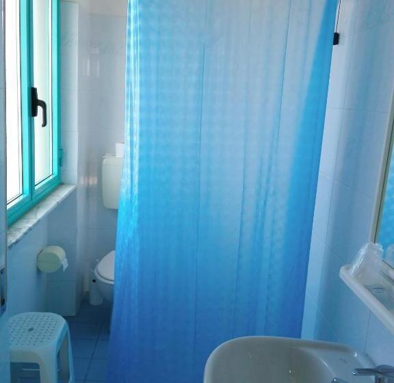 オーシャンビュースタンダードルームバルコニー付き, Puccinelli