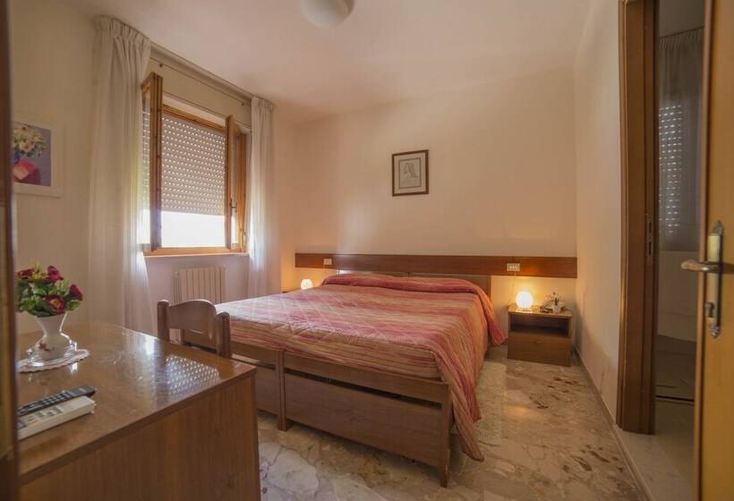 غرفة قياسية, Santa Maria