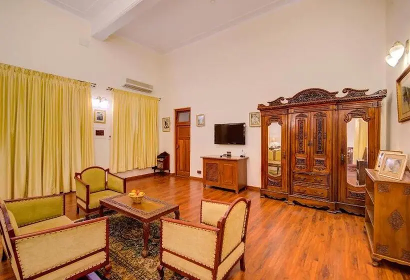 Sviitti, Welcomheritage Shivavilas Palace, Hampi