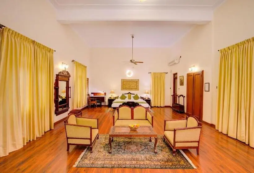 Sviitti, Welcomheritage Shivavilas Palace, Hampi