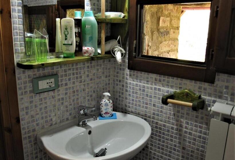 1 Bedroom Apartment Lake View, La Pietra Rara B&b