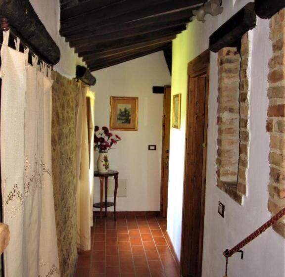 דירת שני חדרים, La Pietra Rara B&b