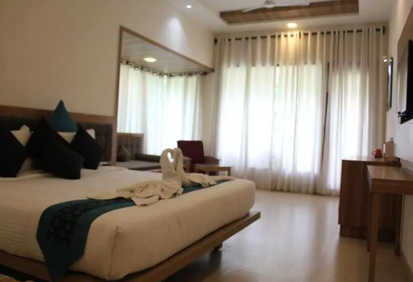 バルコニー付きスタンダードルーム, Namami Ganges Beach Resort & Spa