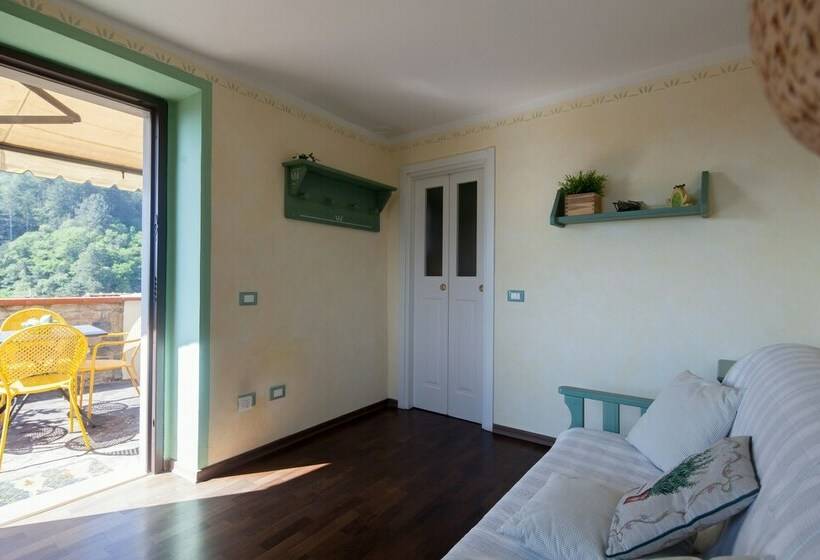 آپارتمان خانوادگی 2 خوابه, B&b La Pulce Dorata