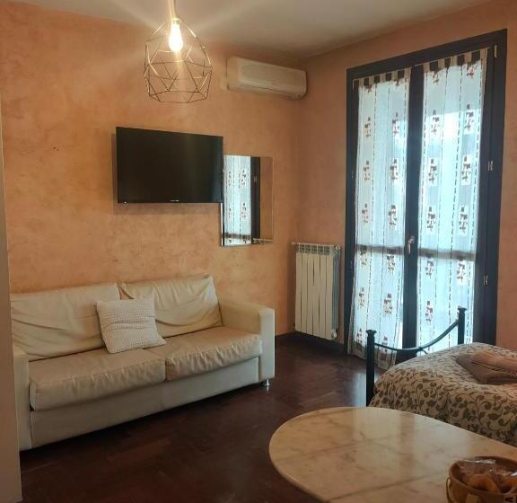 اتاق استاندارد, B&b La Tartaruga