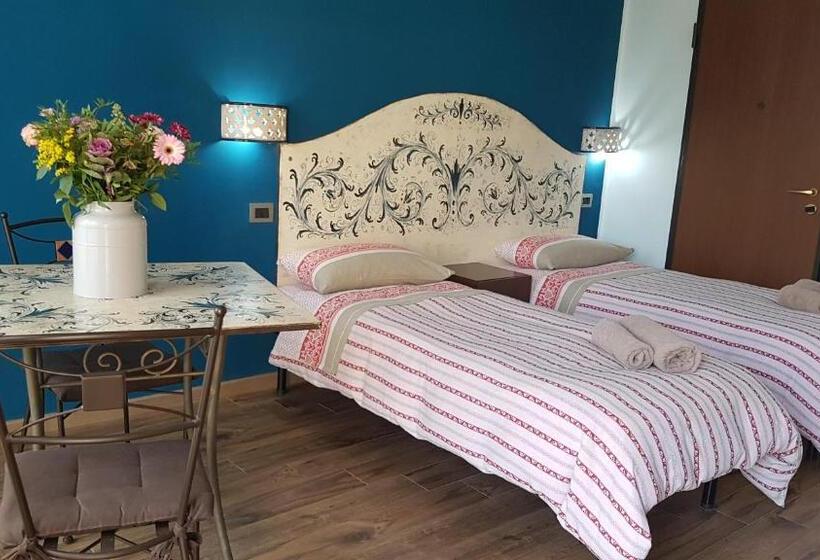 חדר סטנדרט עם מרפסת, B&b La Tartaruga