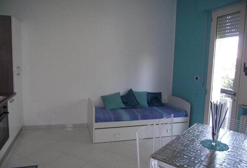Семейное Студио, B&b Mediterranea Sea House