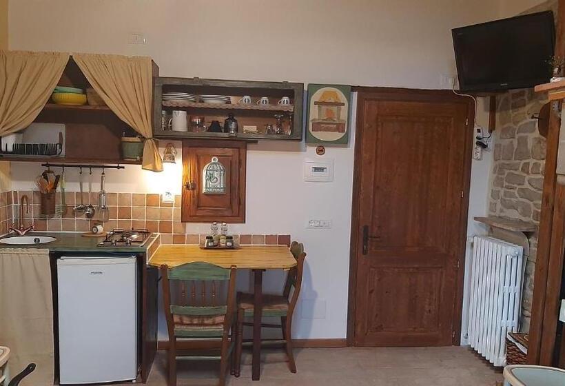 标准工作室, B&b Monte Splendore