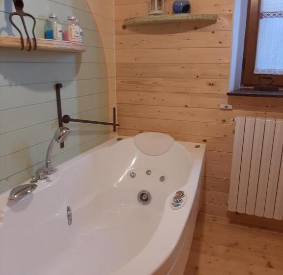 标准工作室, B&b Monte Splendore