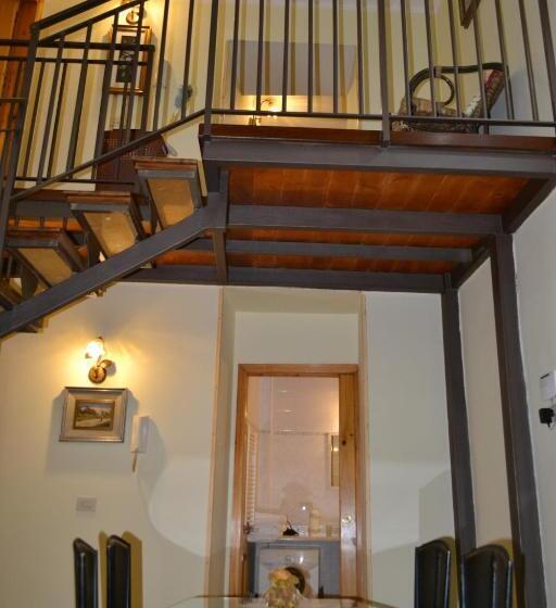 آپارتمان 2 خوابه, Antiche Melodie