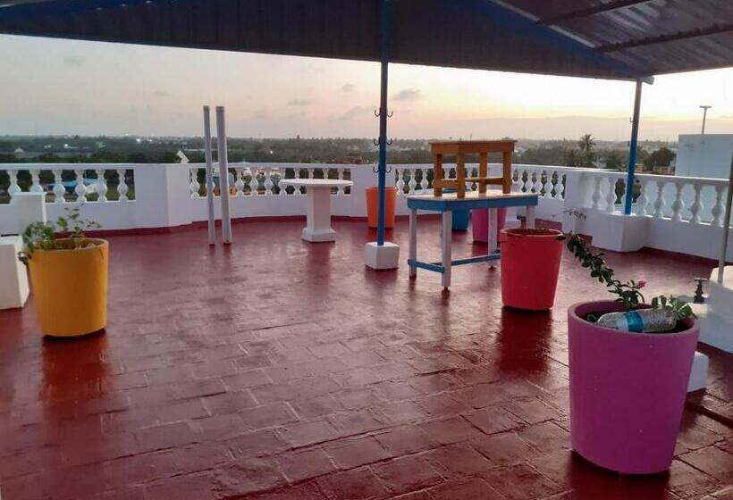 شقة غرفتين مطلة على البحر, Holi Wood Guesthouse