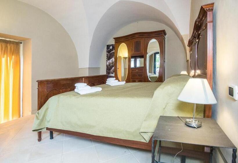 منزل غرفة نوم واحدة, Villa Lucrezio Resort