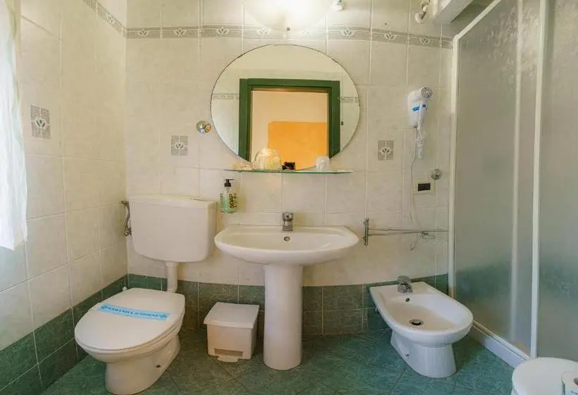 Basic-huone, Albergo La Lampara