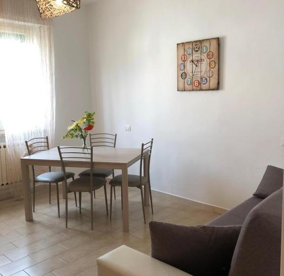 דירת שני חדרים, Albergo La Lampara