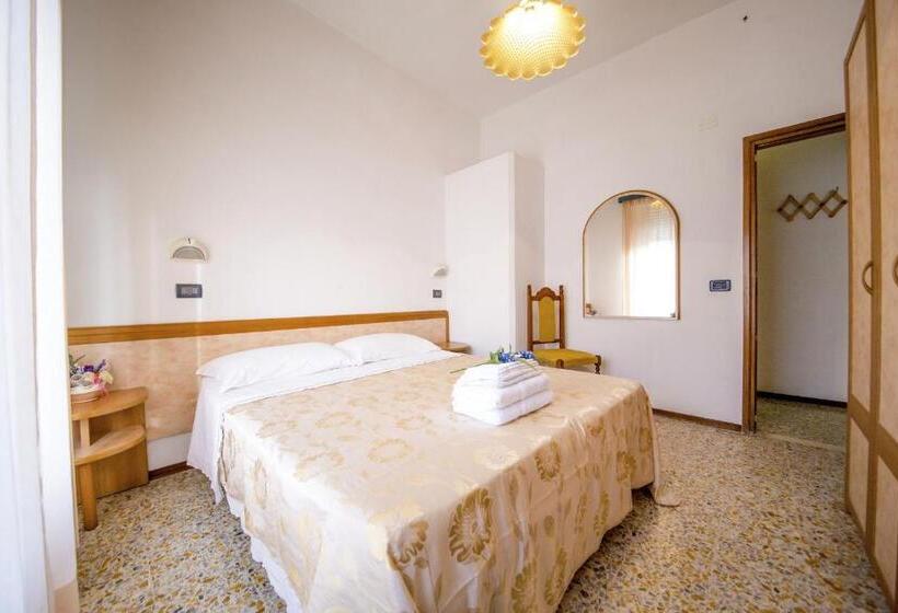 غرفة كومفورت, Majorca