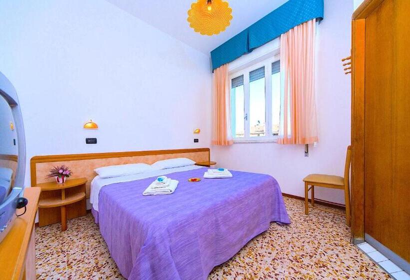 غرفة كومفورت, Majorca