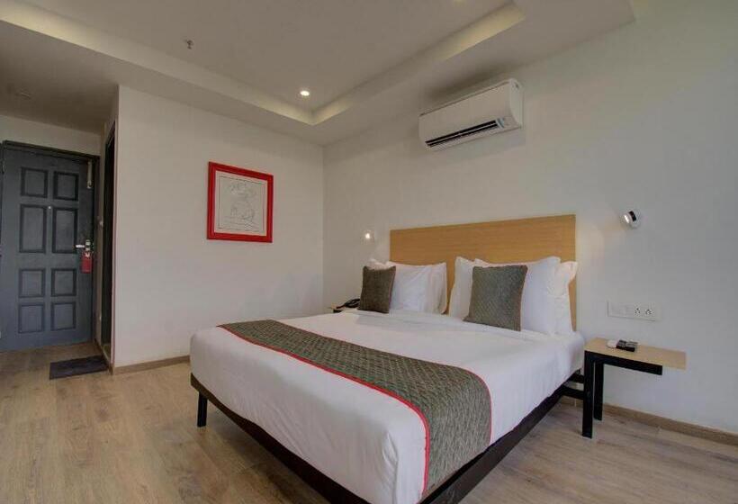 חדר אקזקיוטיב, Shagun