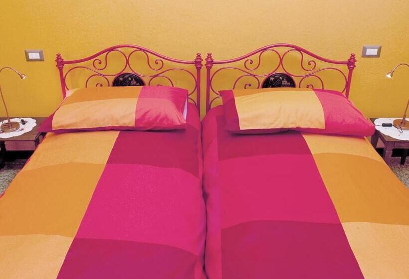 Номер Стандарт, Le Coccinelle B&b