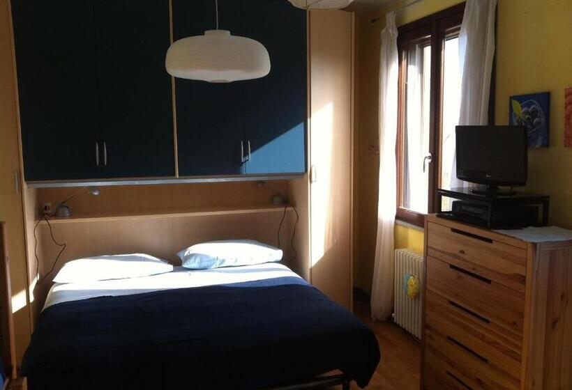 اتاق استاندارد چهار تخته, B&b Ariadamare