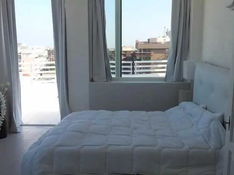 コンフォートトリプルルーム, Luxury Room Rooftop