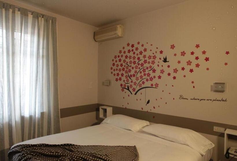 Номер Стандарт, Albergo Al Cacciatore Tortellinando