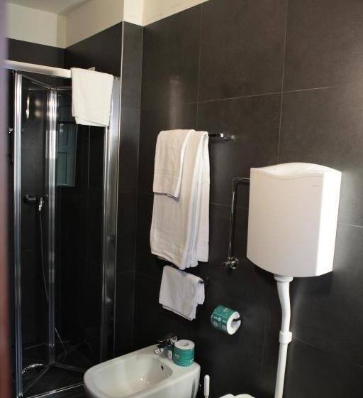 标准三人间, Albergo Al Cacciatore Tortellinando