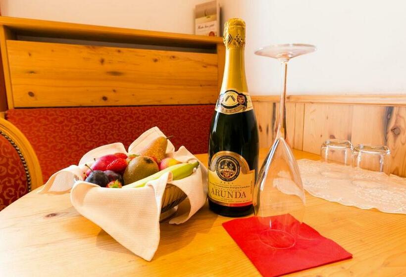 חדר סטנדרט עם מרפסת, Berg