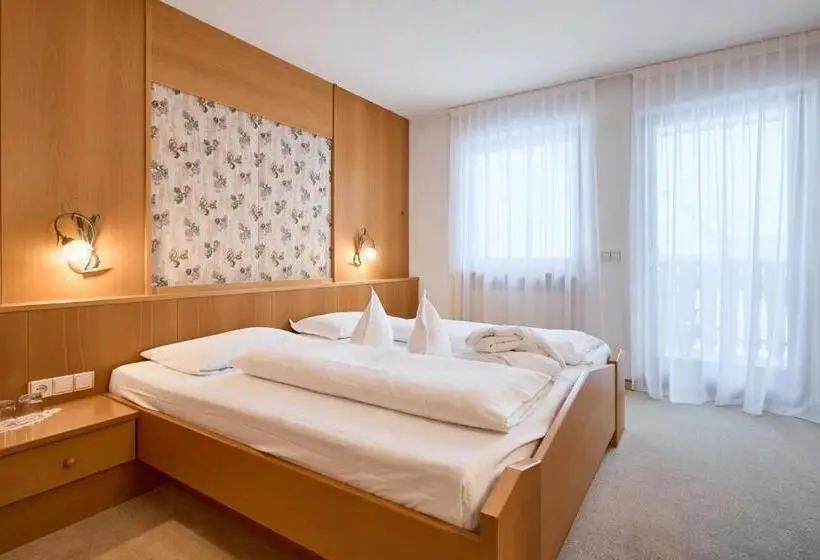 Standard-huone Parveke, Berg