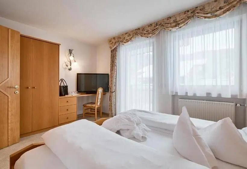 Standard-huone Parveke, Berg
