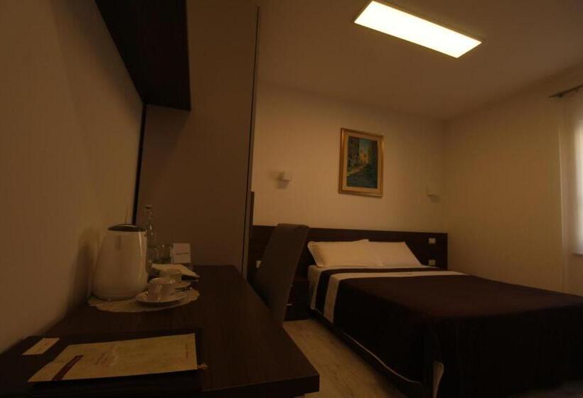 חדר סטנדרט יחיד, Cajeta