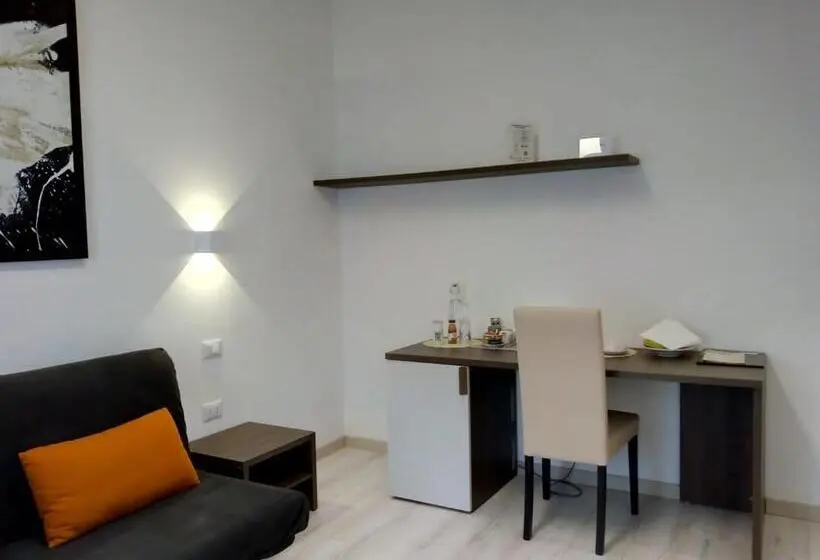 Standard-huone, Cajeta