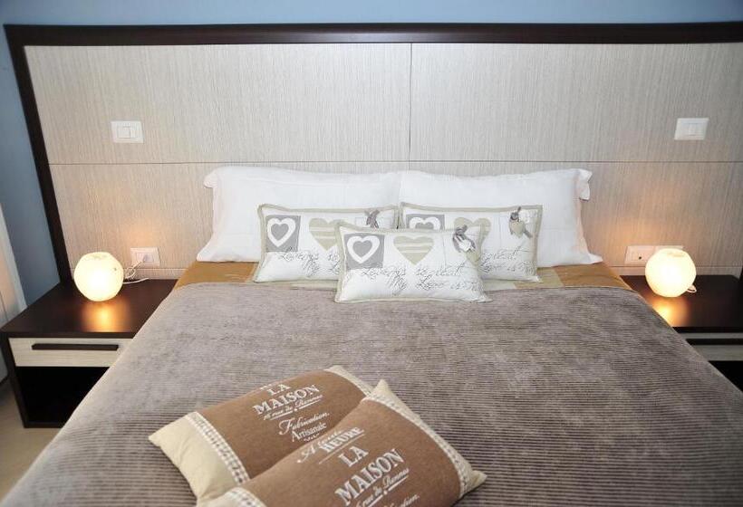 غرفة ديلوكس, Relais Black Horse