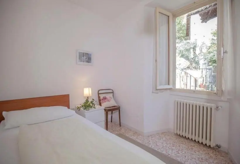 Perhehuone, Prà De La Fam B&b