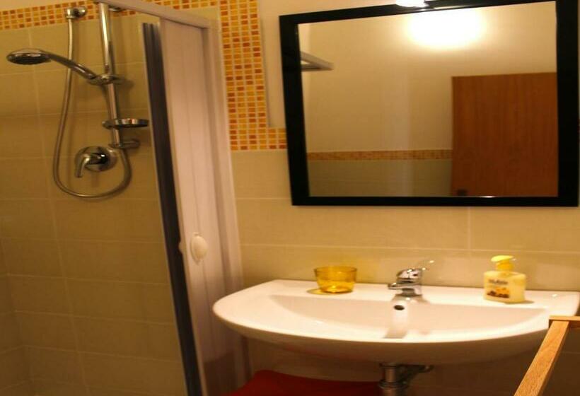 Deluxe Kamer, Donnaciccinatrapani
