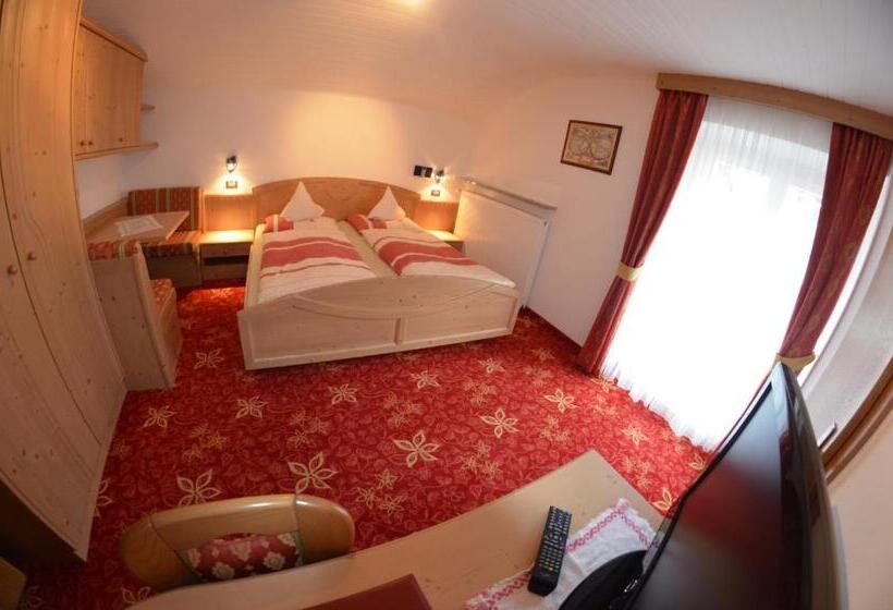 스탠다드 발코니 룸, Garni Ossi