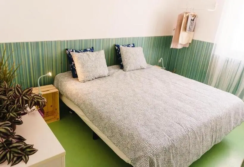 اتاق استاندارد, Hospedium Hostel Republica Surf House