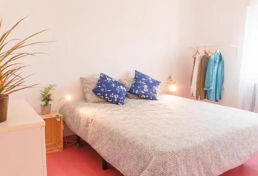 اتاق استاندارد, Hospedium Hostel Republica Surf House