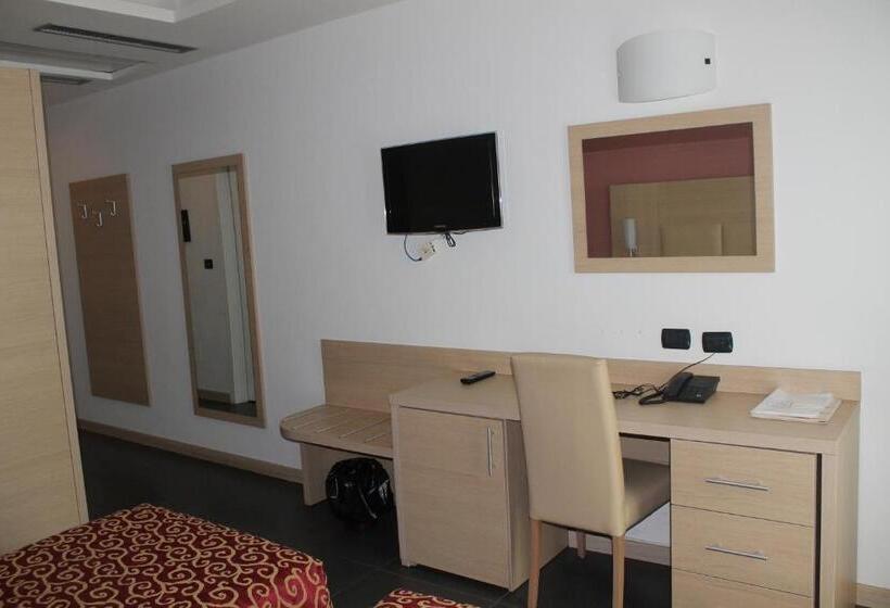 חדר סטנדרט יחיד, Eridano