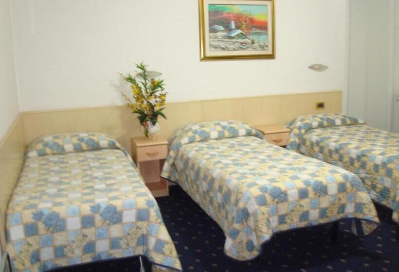 חדר סטנדרט לשלושה, Marnie