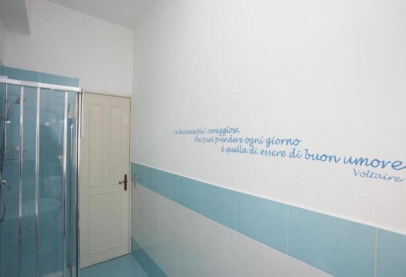 חדר אקונומי, B&b Cento Passi Dalle Mura