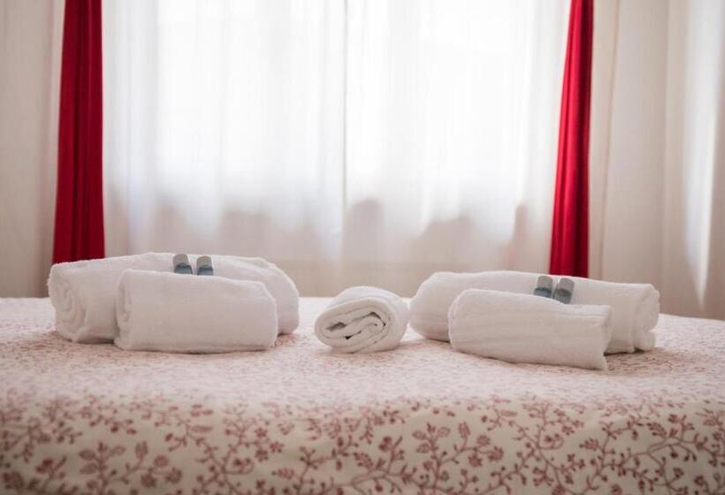 חדר אקונומי, B&b Cento Passi Dalle Mura