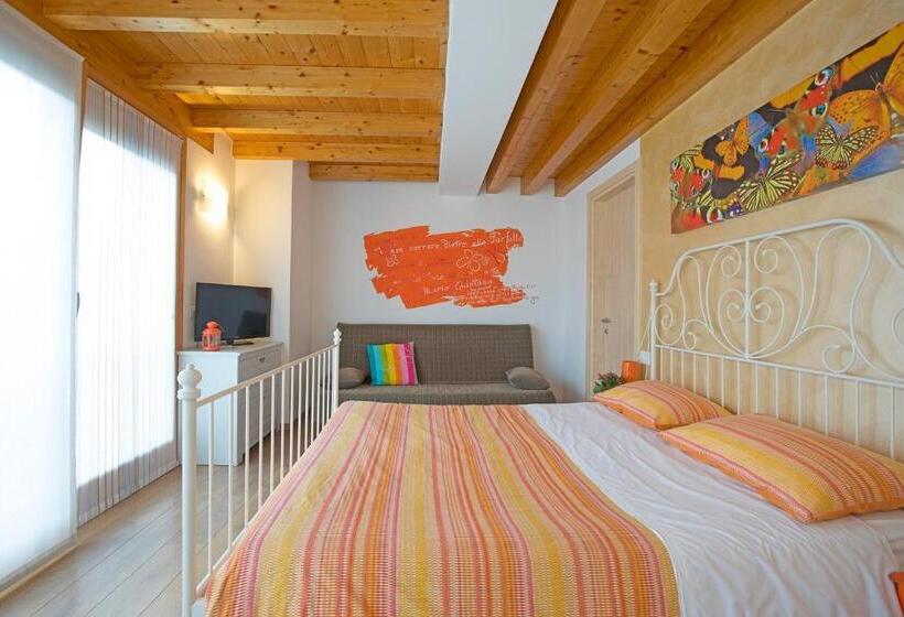家庭间, B&b Del Centro