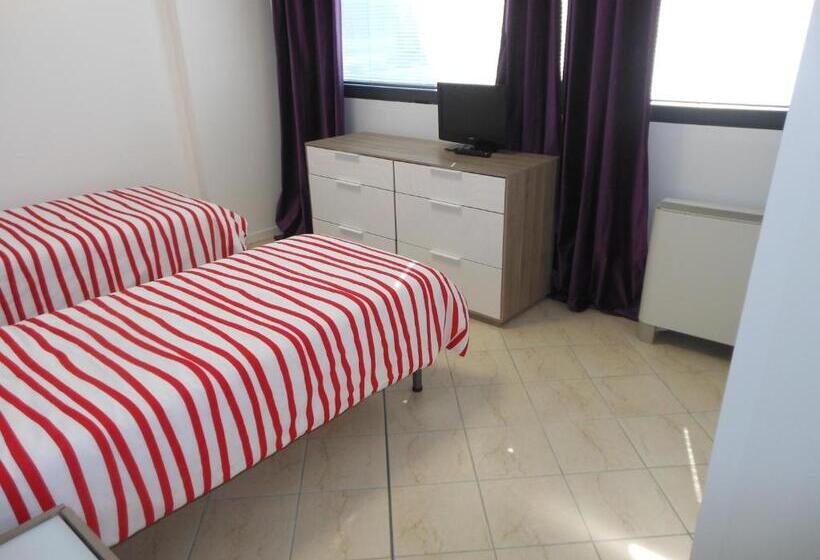 آپارتمان 3 خوابه, B&b Relax